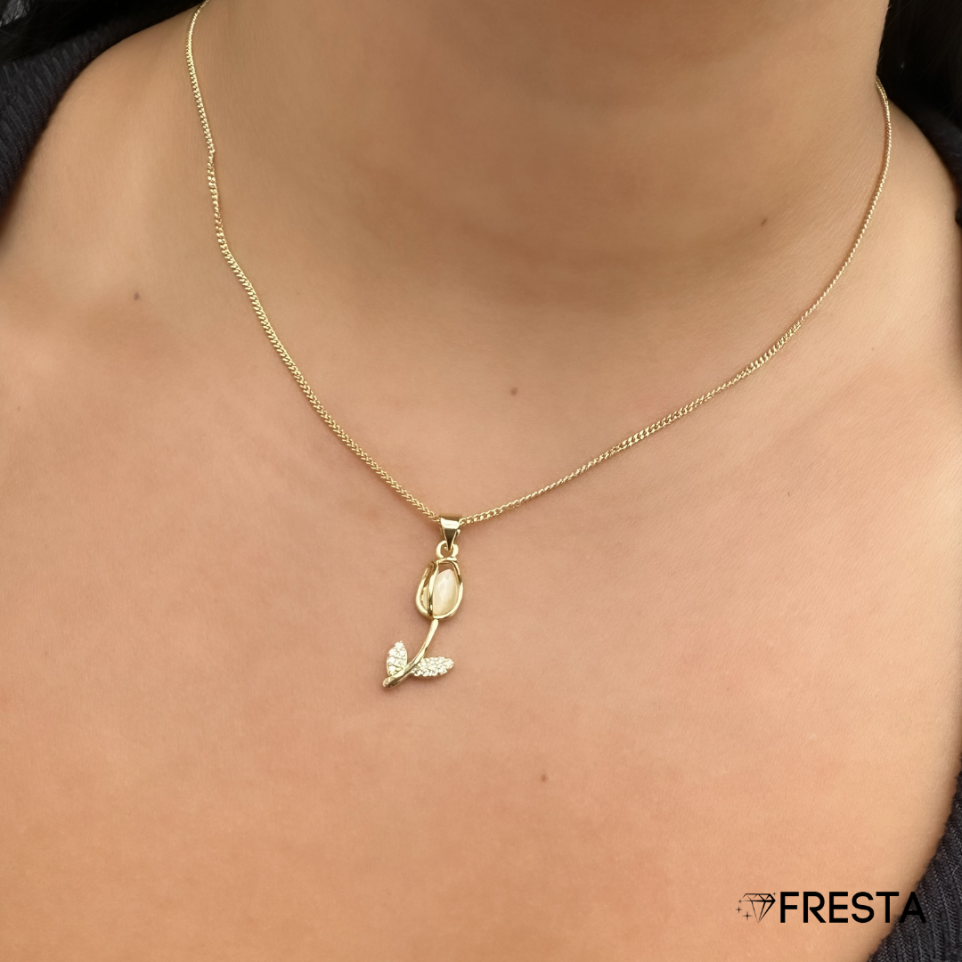 Cadena Floral Aura